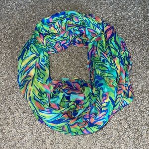 Lily Pulitzer infity scarf multi color.
